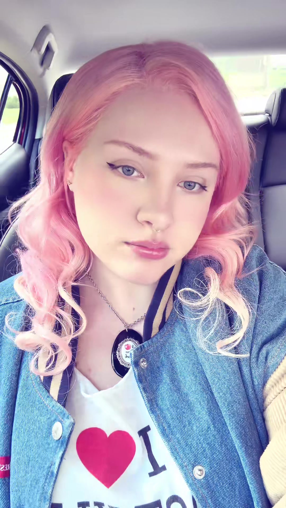 @randomcoolfriendonline