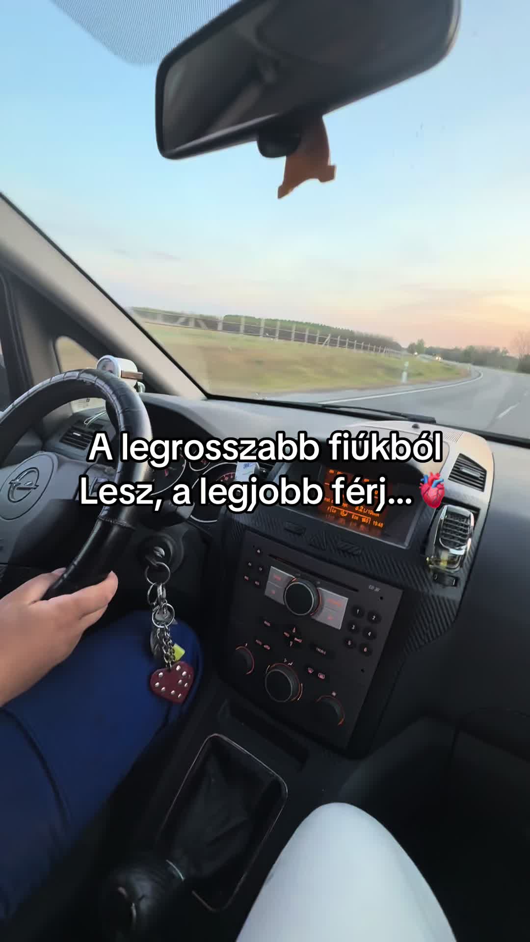@Nagyon Erős Vanessza