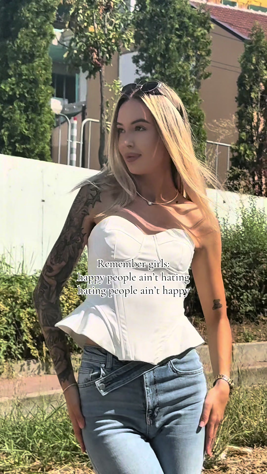 @𝑀𝒪𝒩𝐼𝒦𝒜