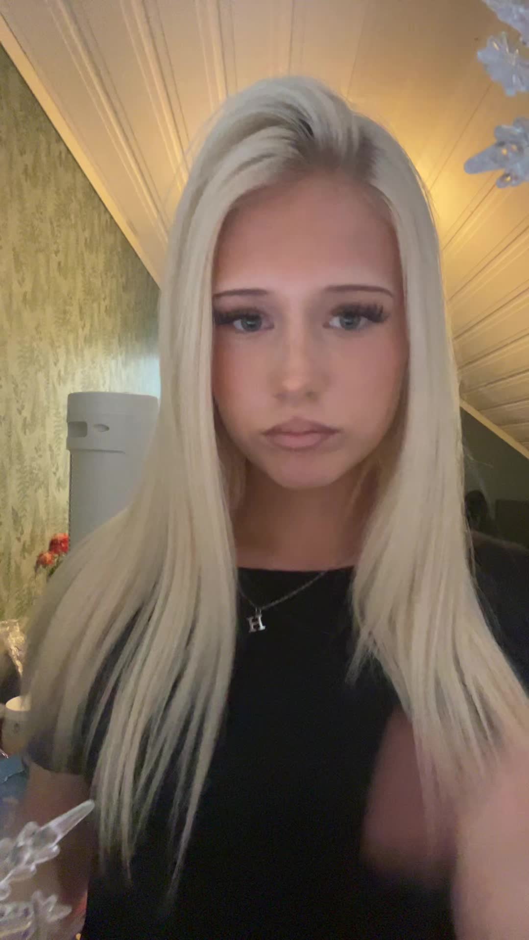 @ℒℴ𝓋𝒾𝓈🪽