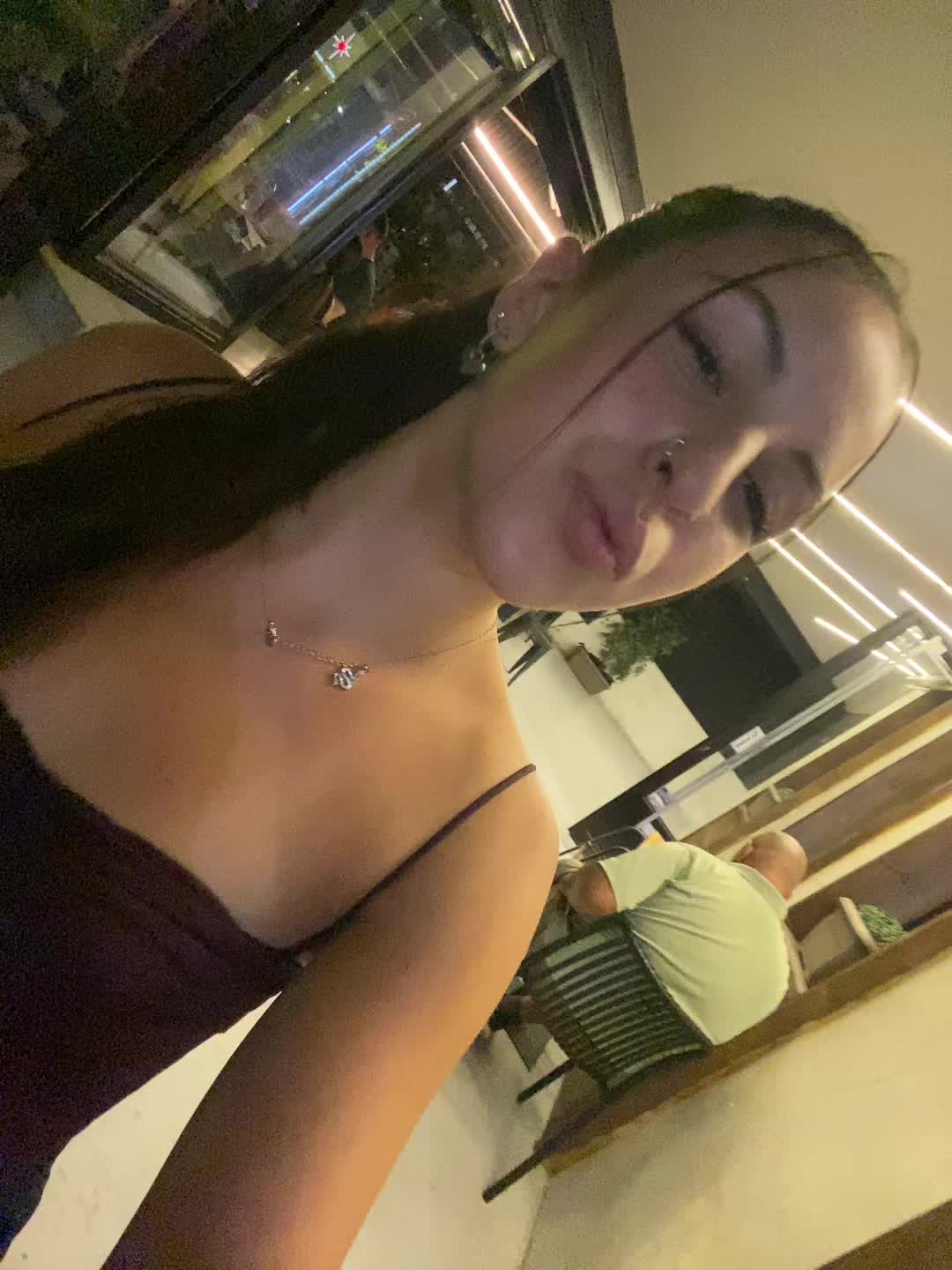 @eleee🎀