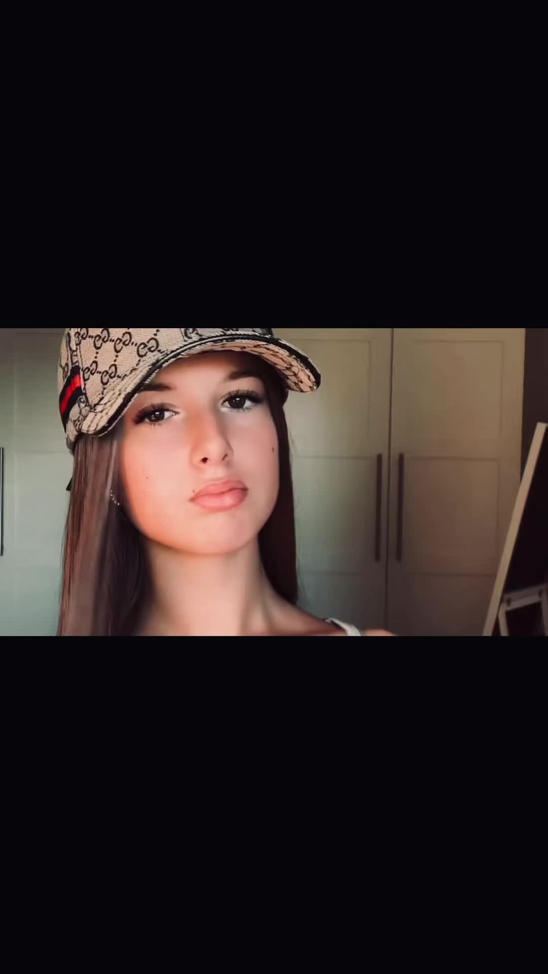 @𝑨𝑹𝑰𝑨𝑵𝑵𝑨