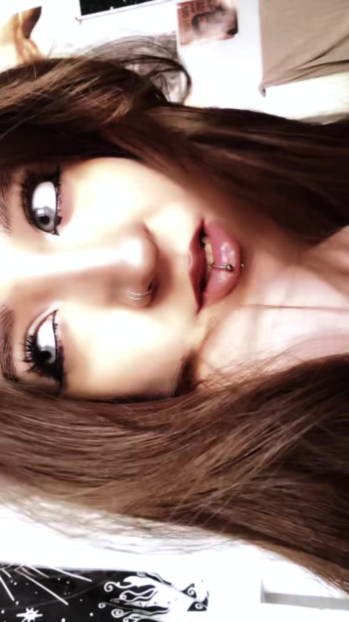 @𝐴𝑠ℎ𝑙𝑒𝑖𝑔ℎ 🍒
