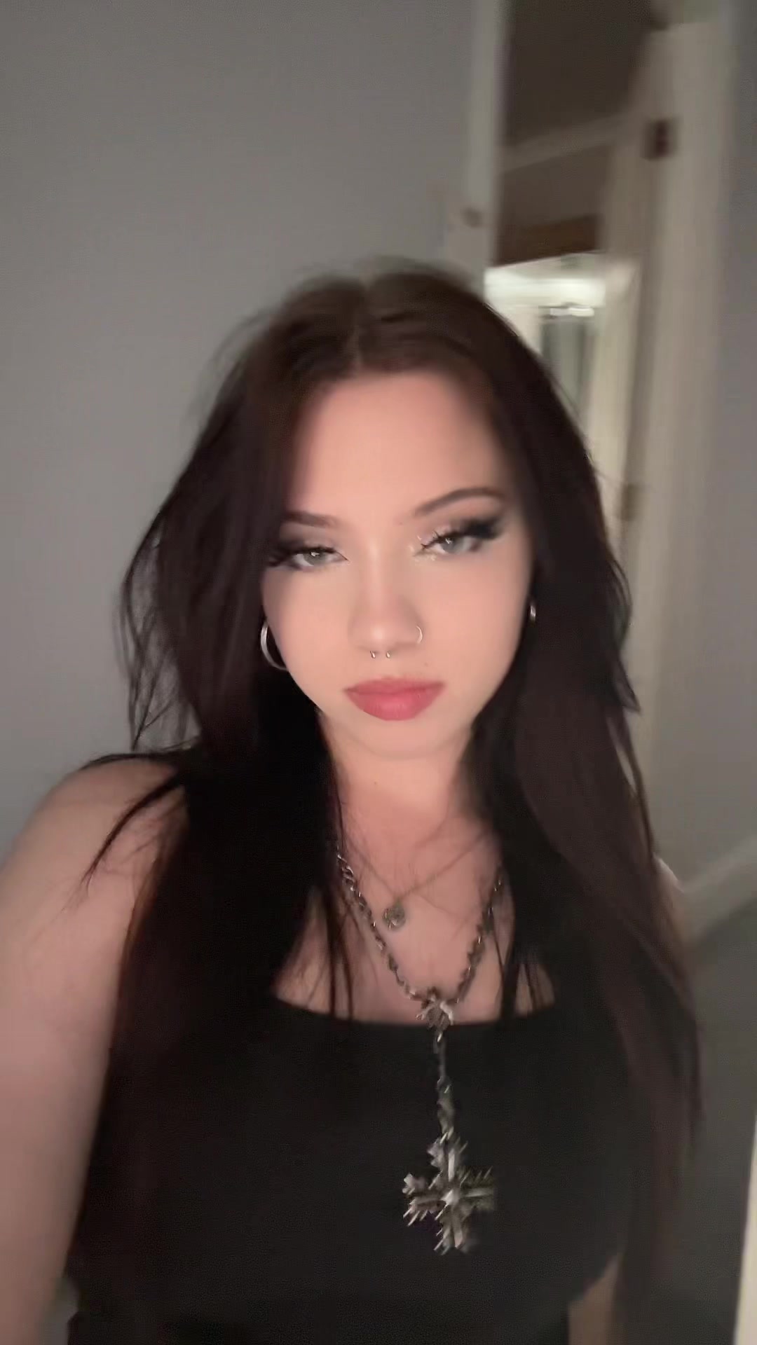 @_ronira