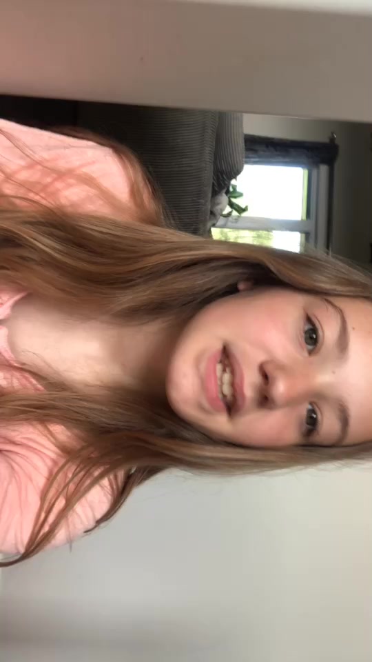 @Cassie Fox 🦊