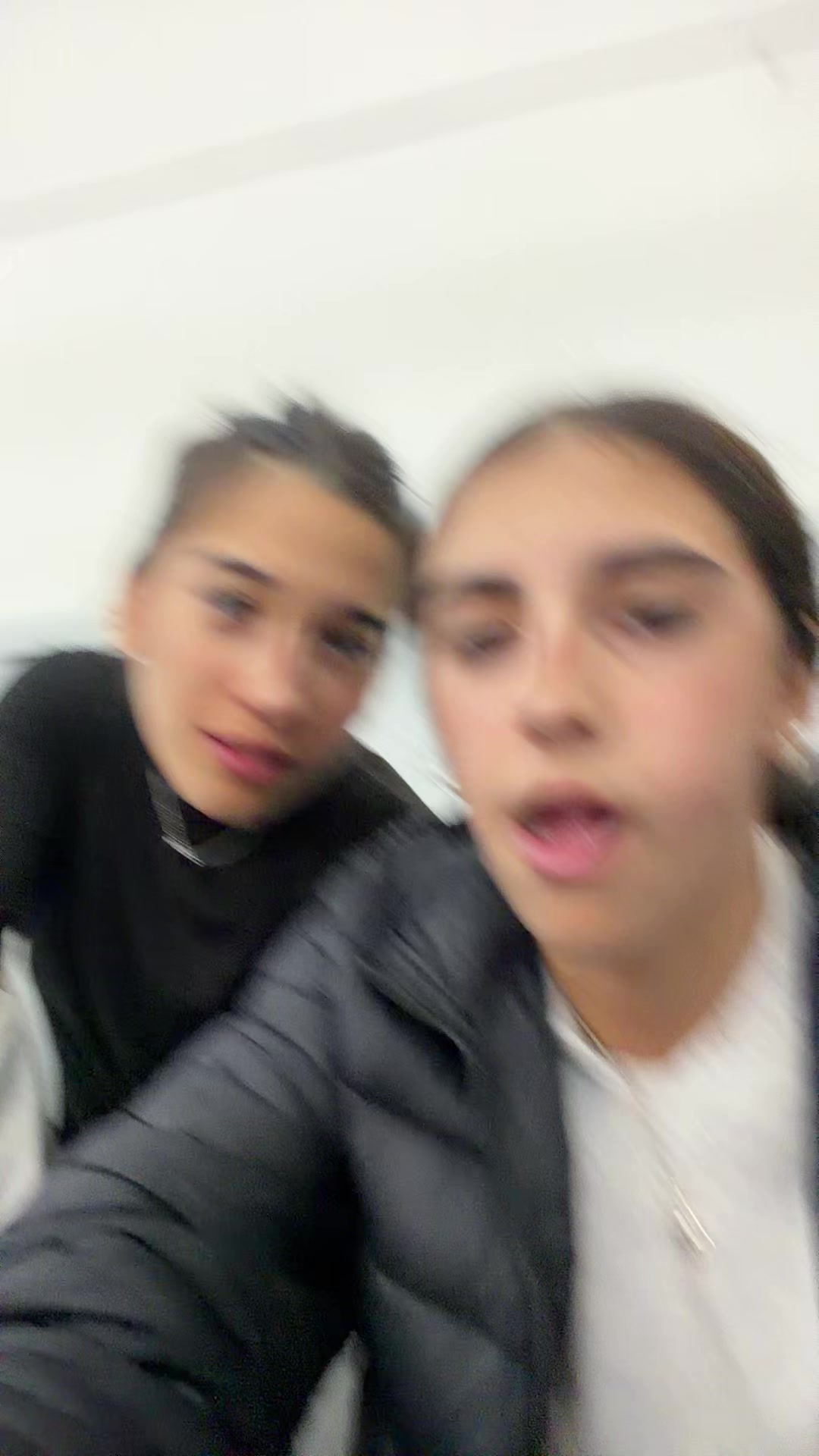 @vichinii.