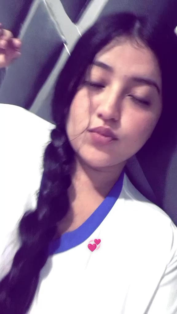 @🫦