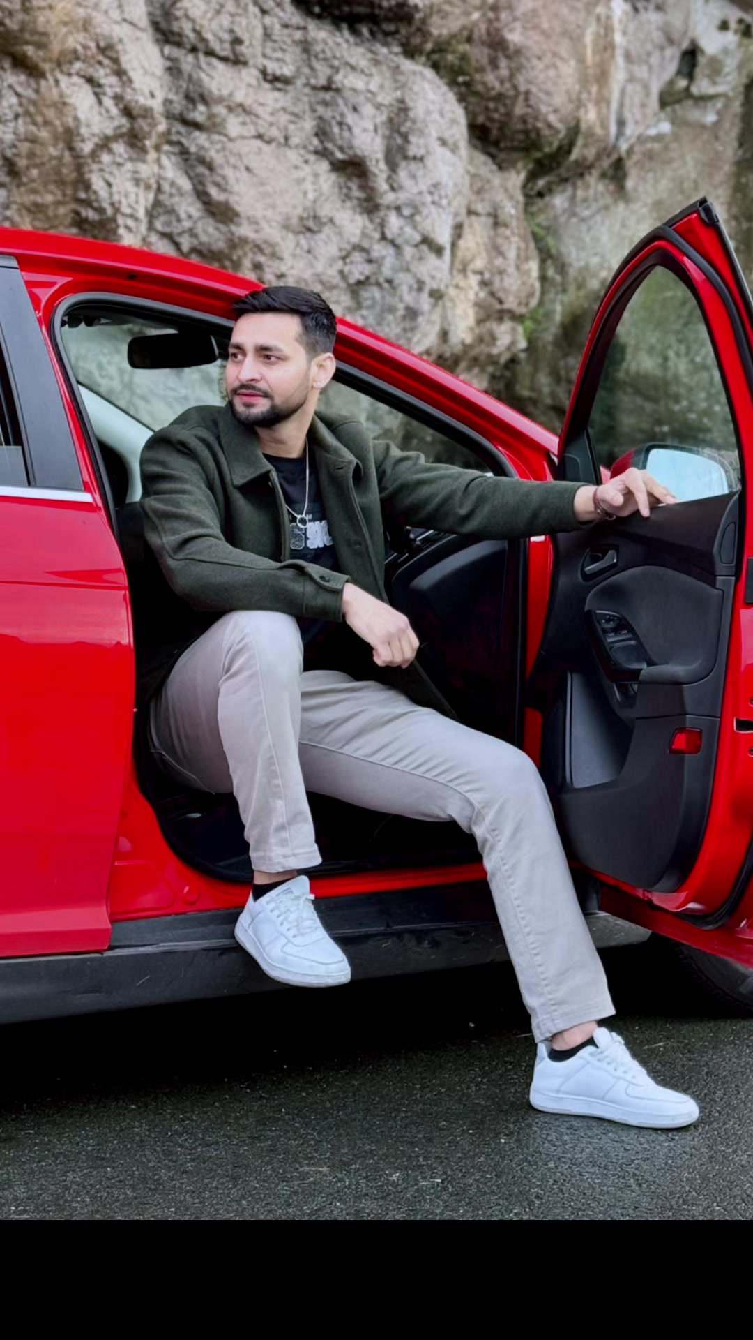 @&Scaron;andip Giri💎