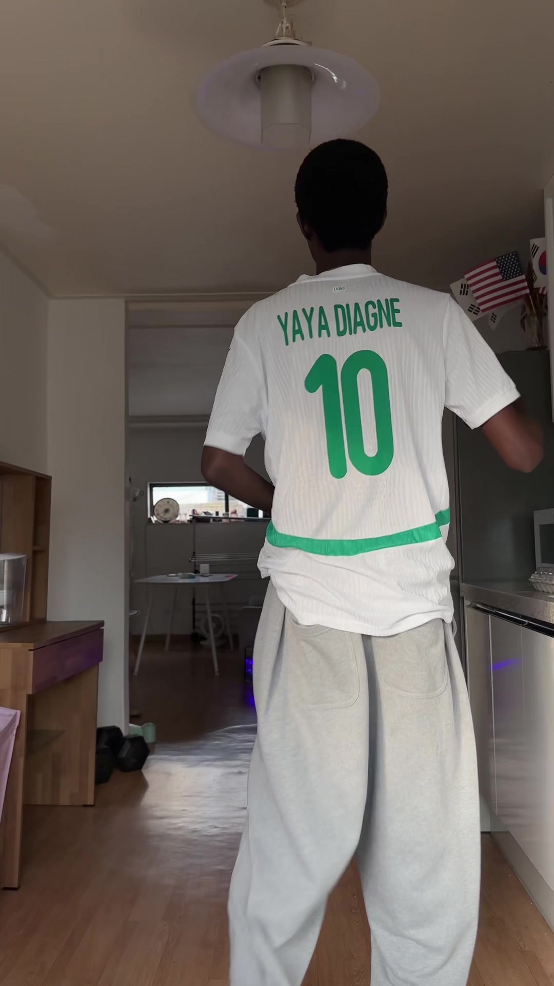 @Yayalerenoi