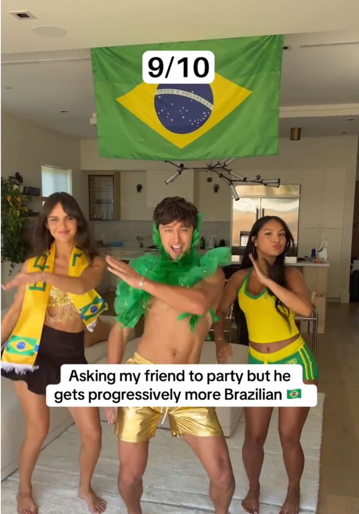 @Content Machine