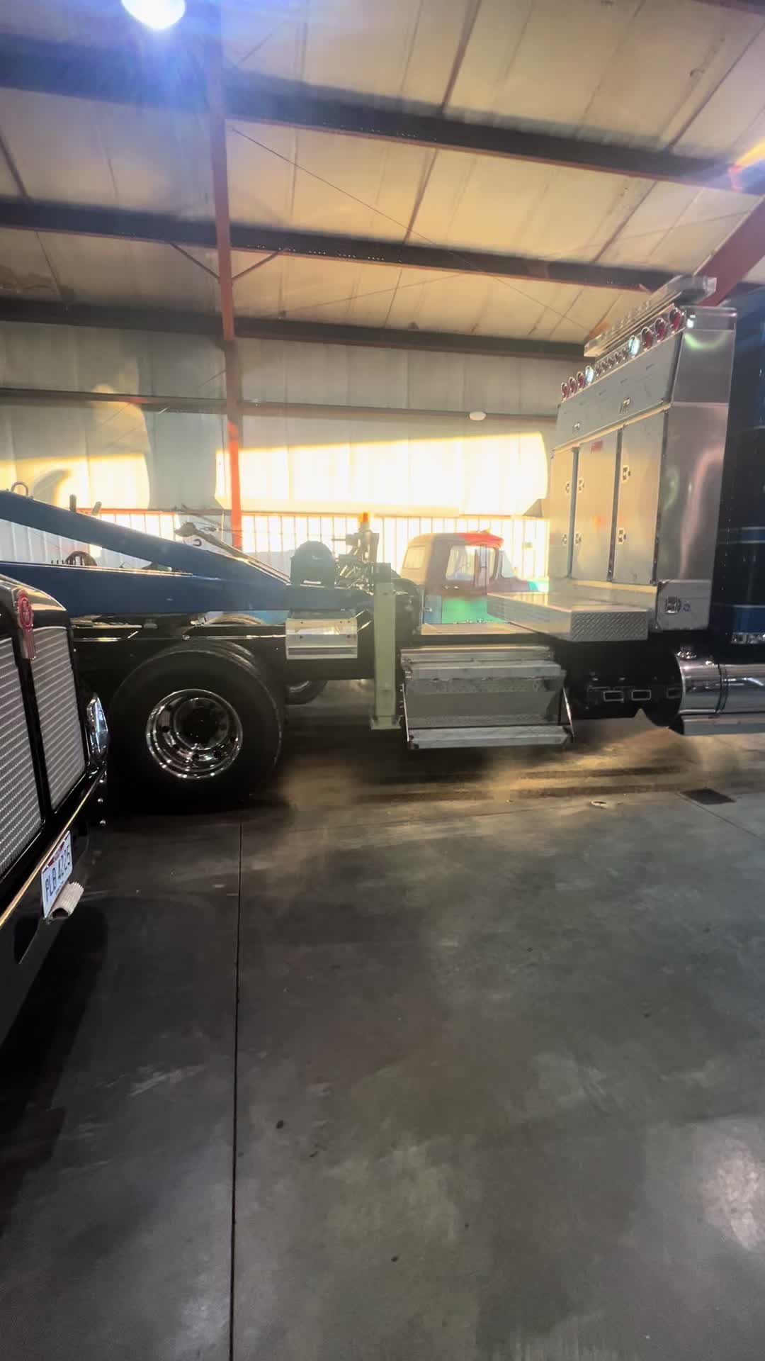 @Jim's Towing