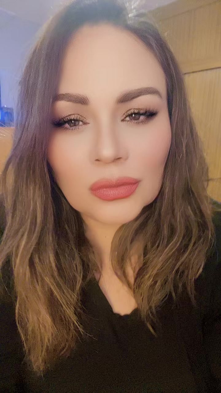 @Ana