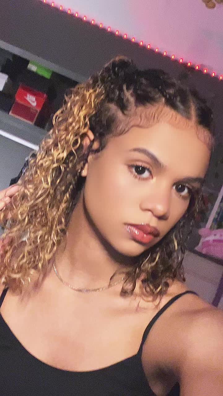 @curleelee