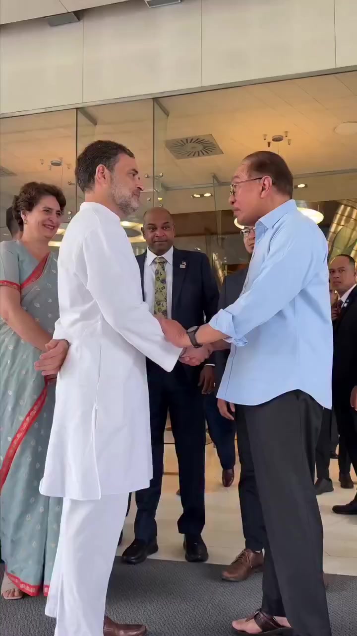 @Riyas.Bavu.RAGA. Fan