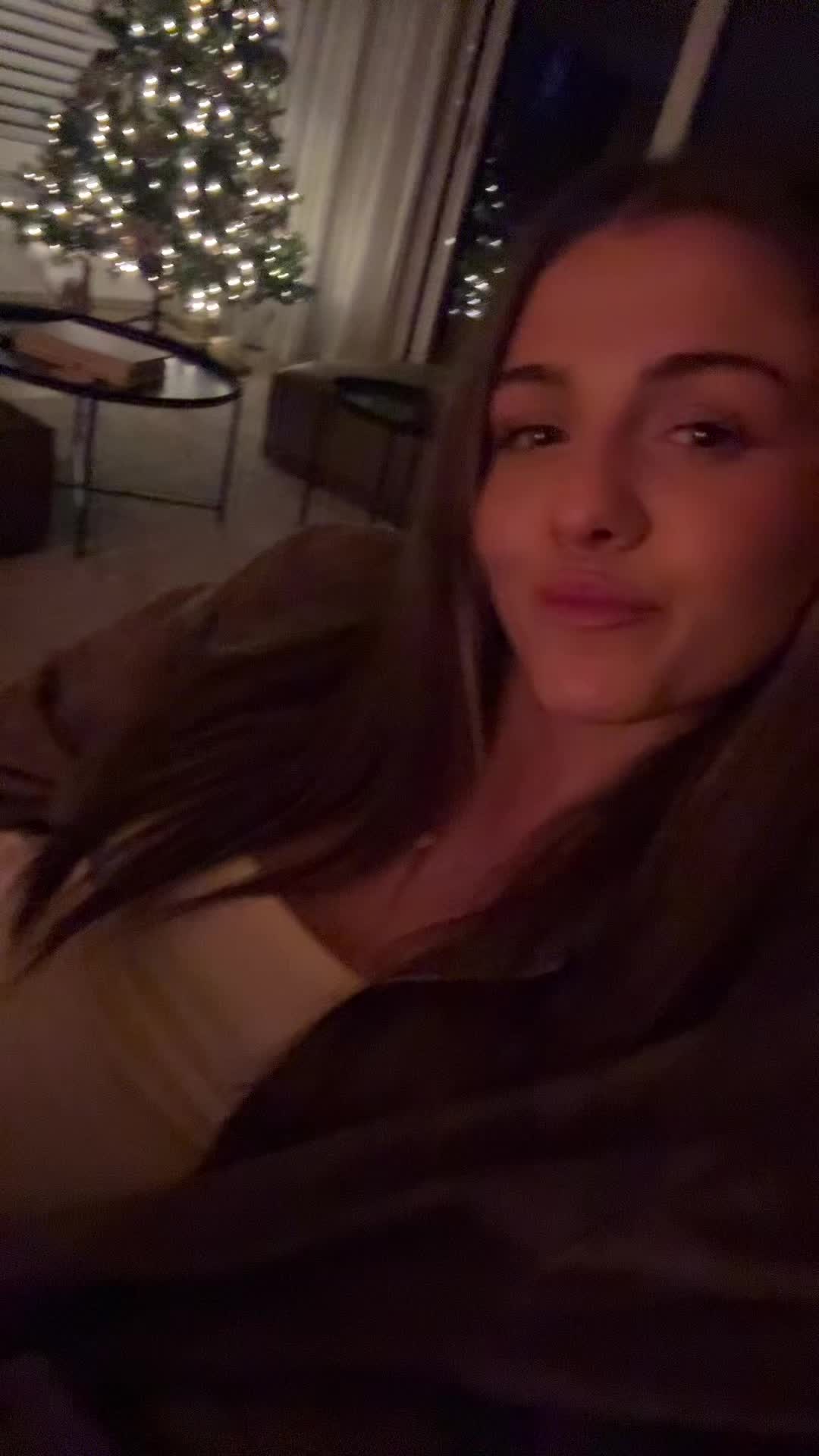 @SARAH HALLO