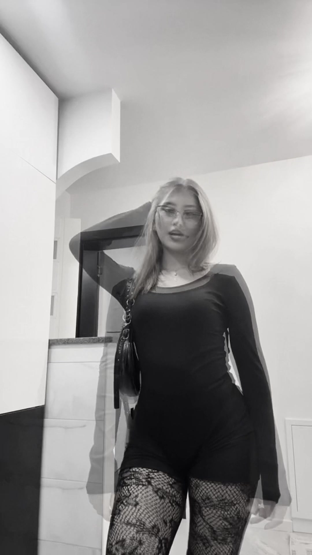 @𝒵