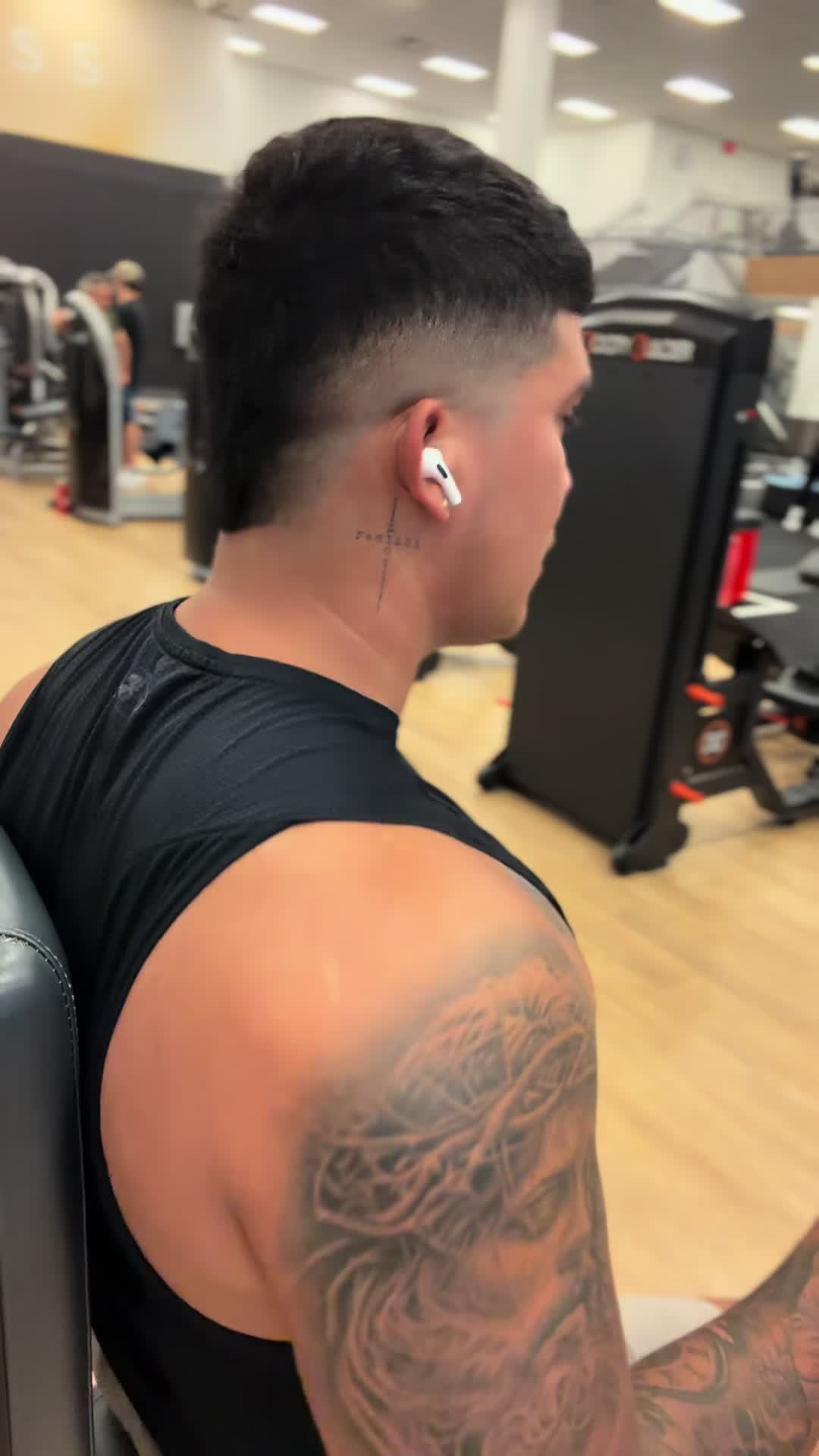 @Villalobos 🤫⚡️