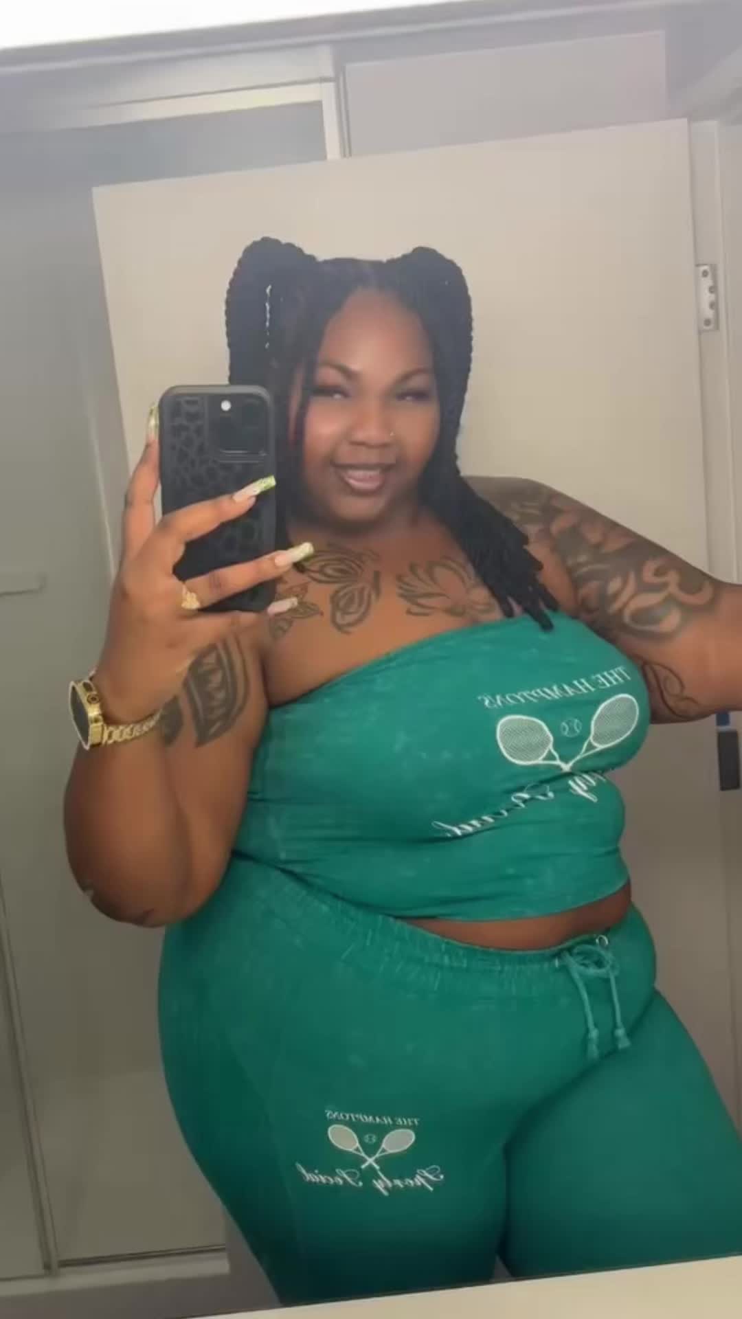 @6&rsquo;3&rdquo; Stallion