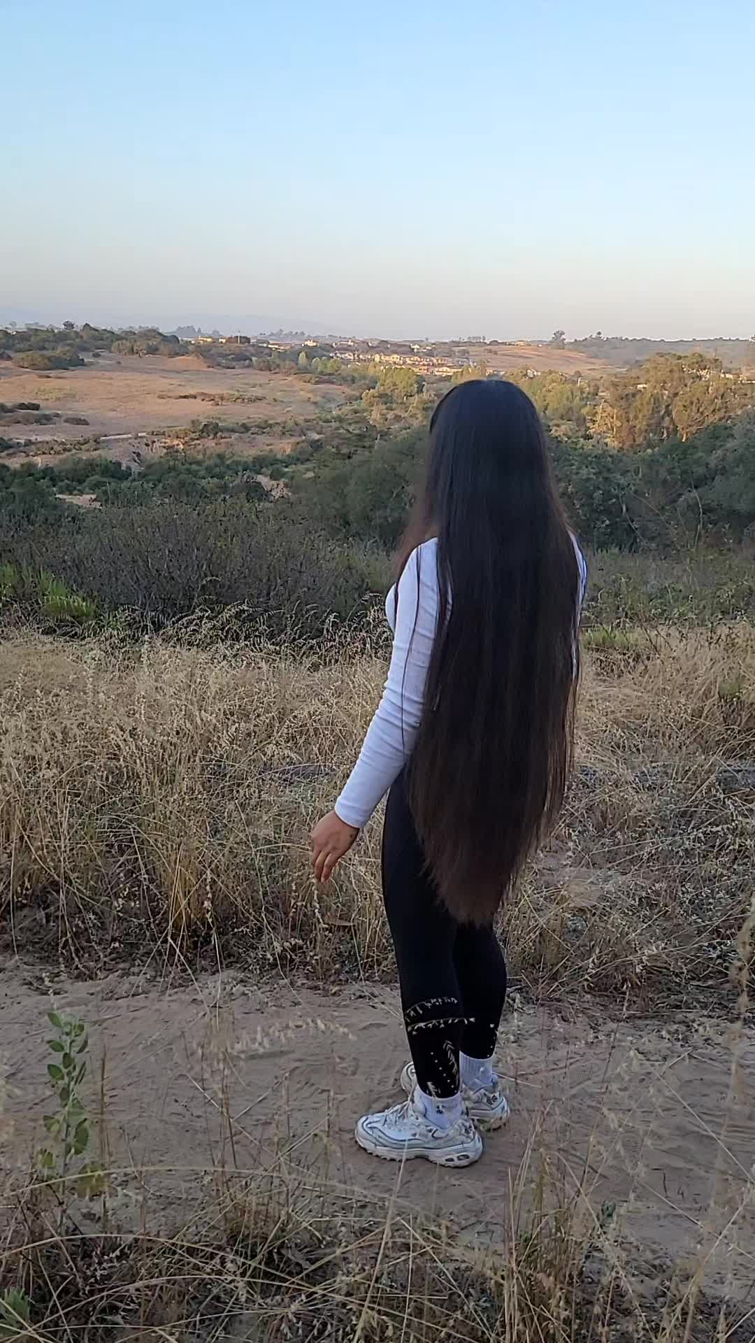 @JennyMorales08