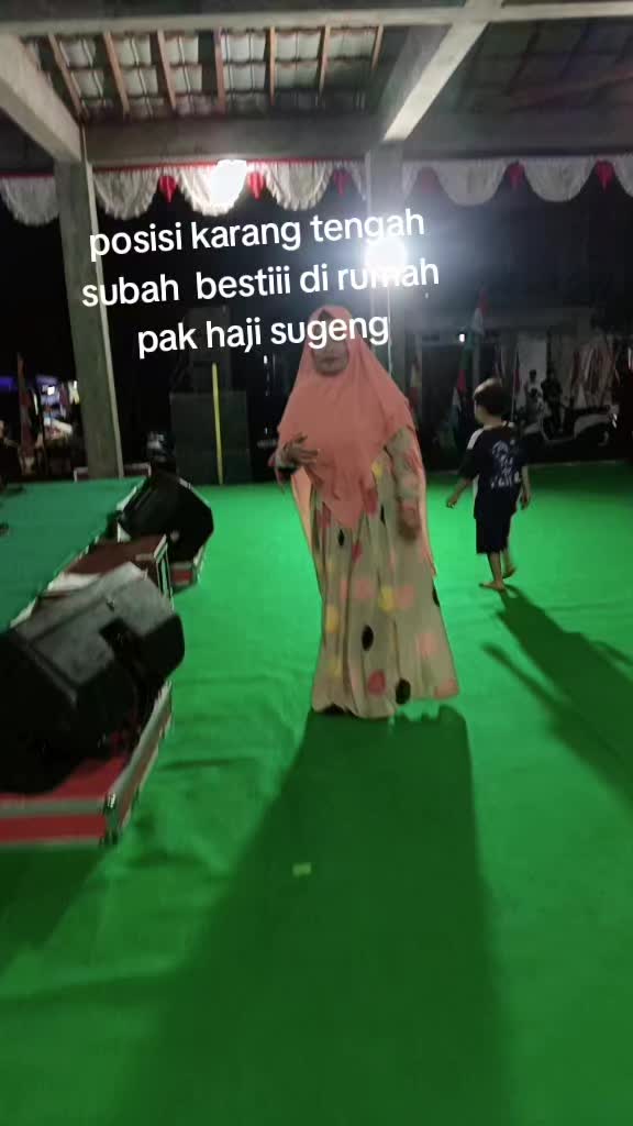 @Mak Krombong