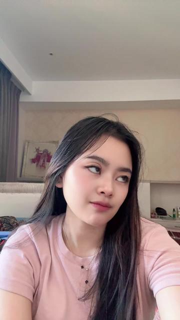 @Strawberry latte 🍓