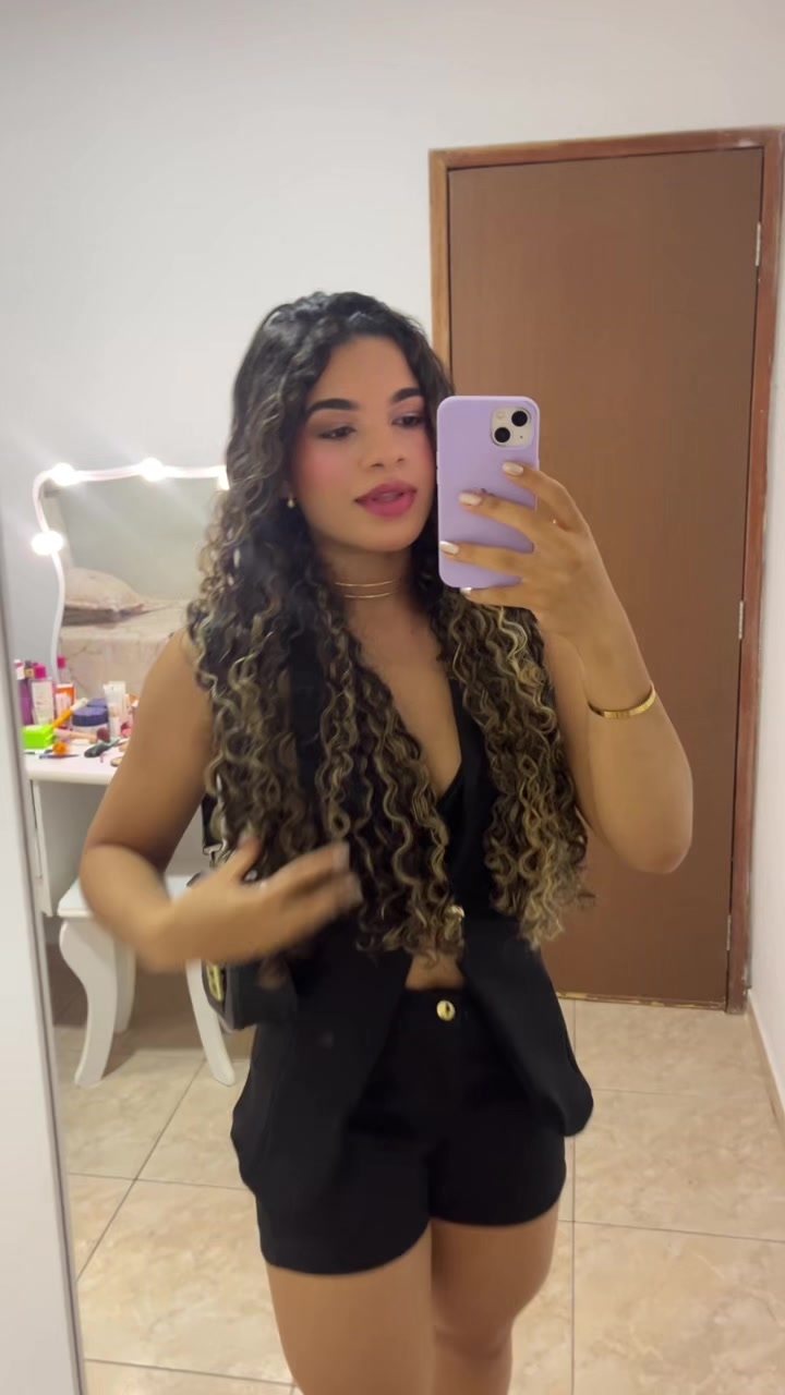 @Larissa