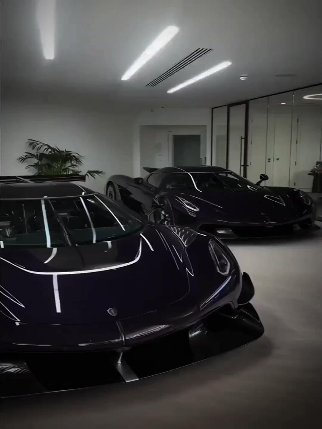 @𝑒𝑥𝑦𝑦𝑑𝑒𝑎𝑑