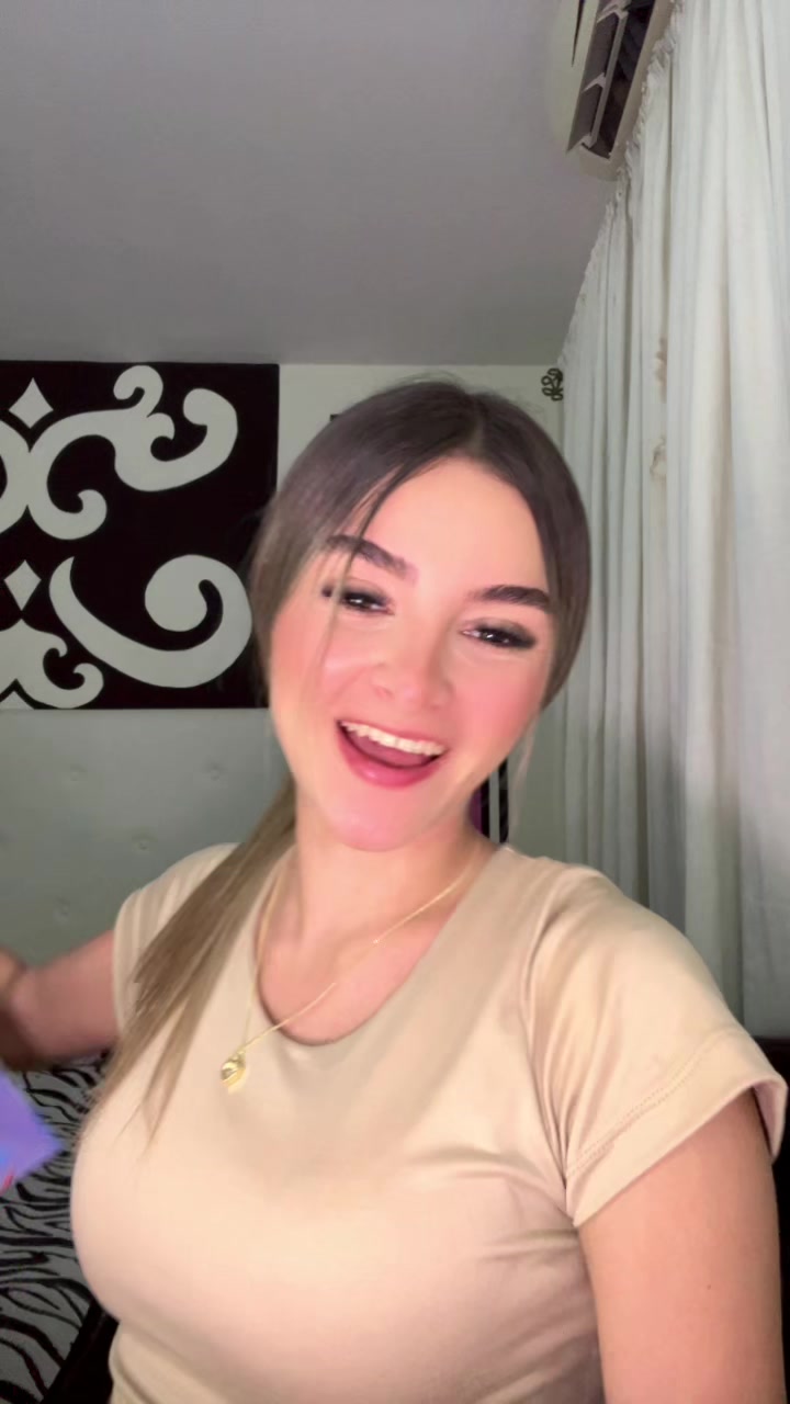 @Niki Unda🎤