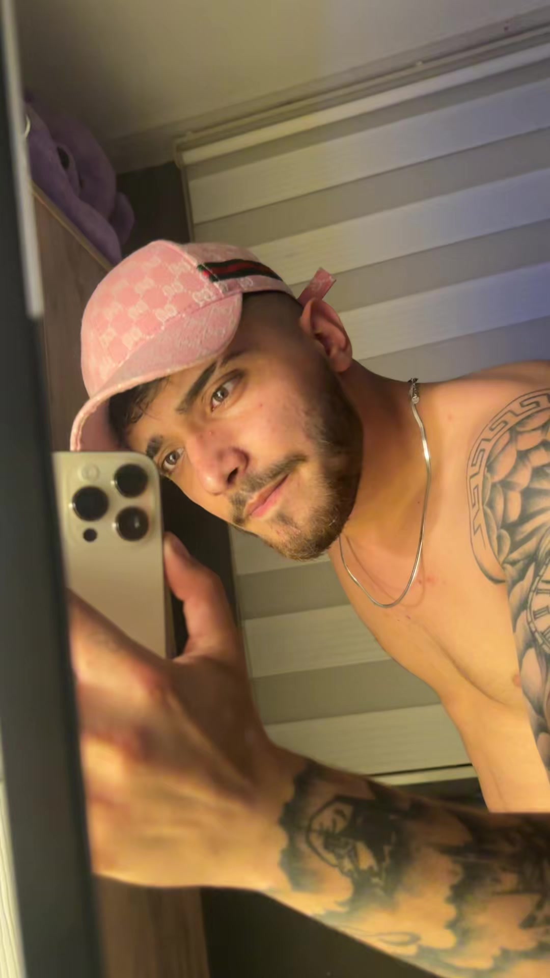 @𝐄𝟐𝟏