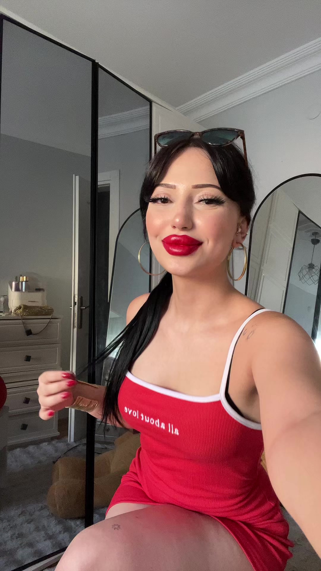 @latina