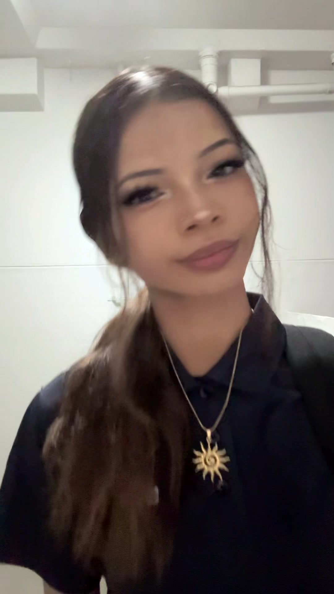 @aamora