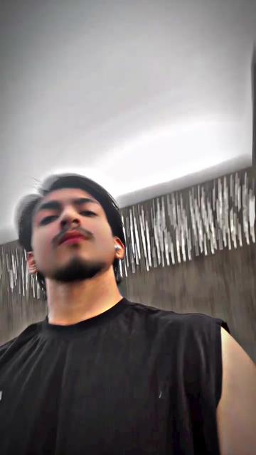 @𝐑𝐨𝐦𝐞𝐨_0👑