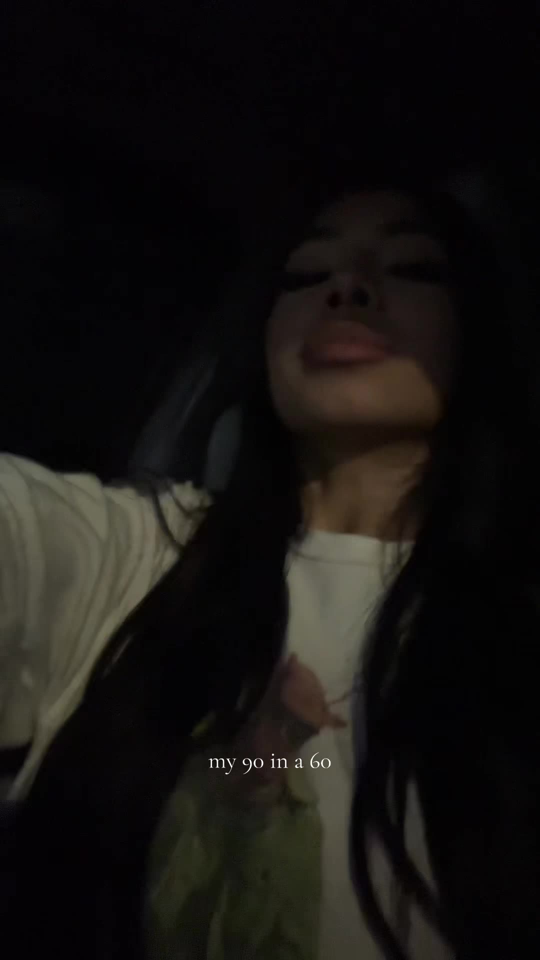 @𝒱