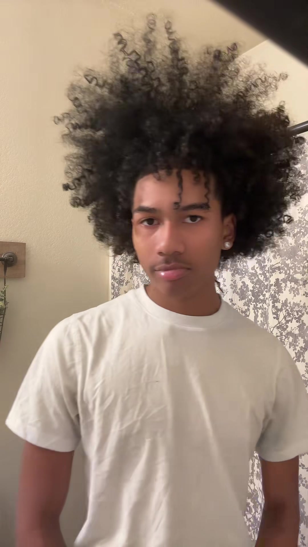 @4
