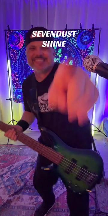 @🏴Johnny~RockIt🏴