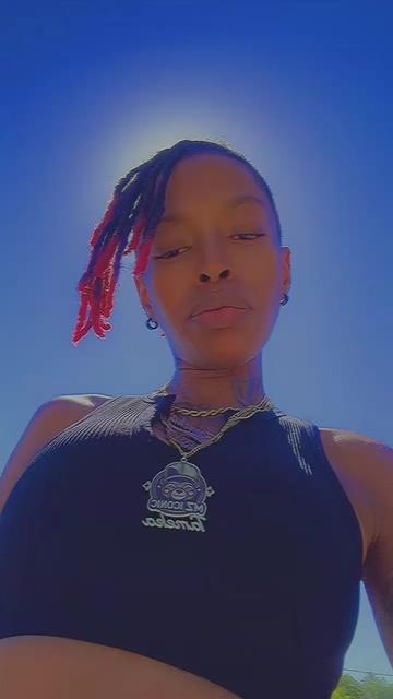 @MzIconic