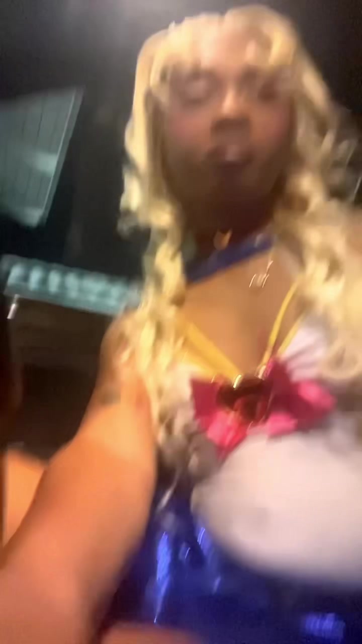 @chanellydoll_