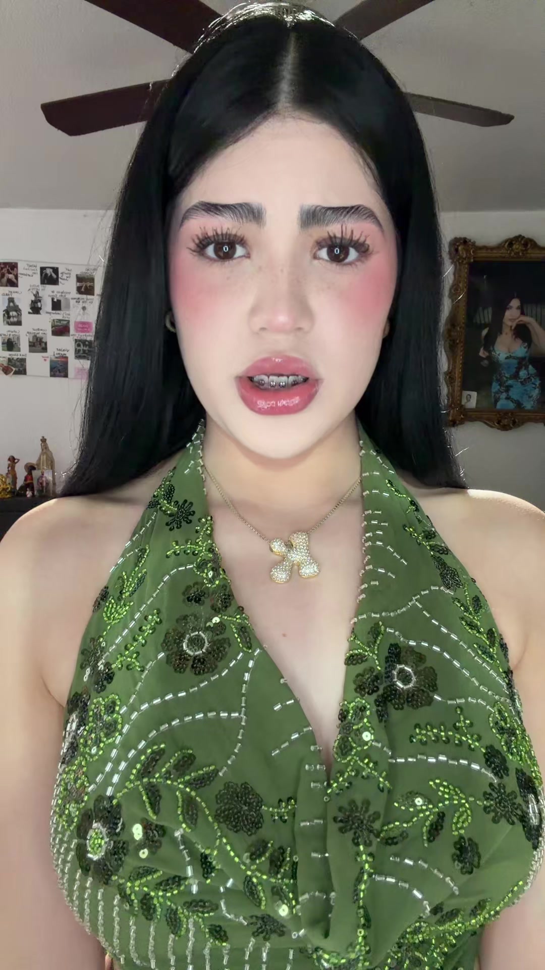 @Kat💫