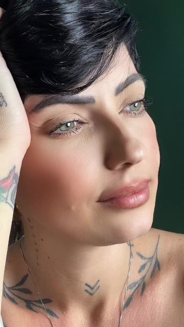 @Márcia