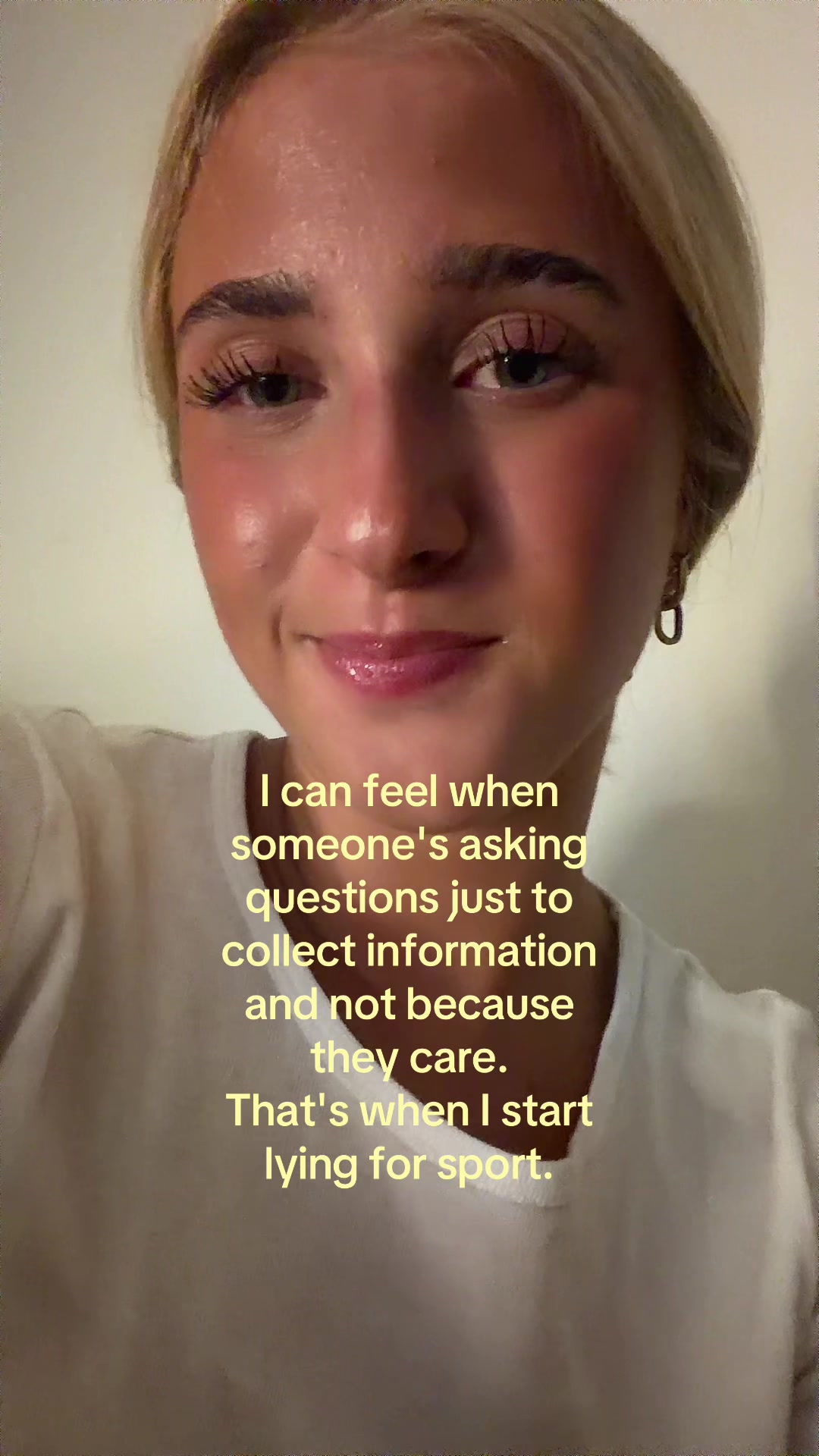 @theelliebarker