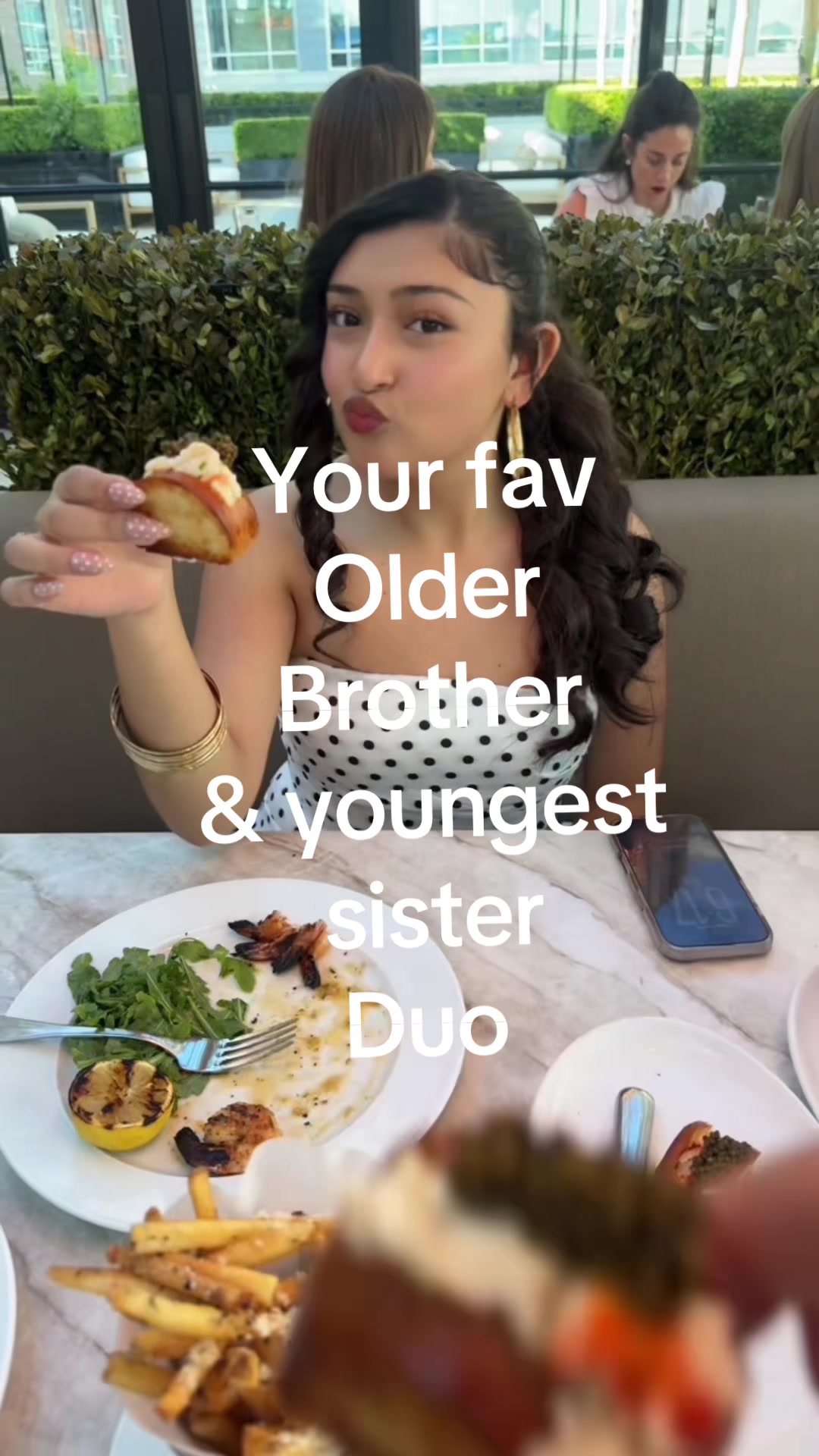@sandovibez
