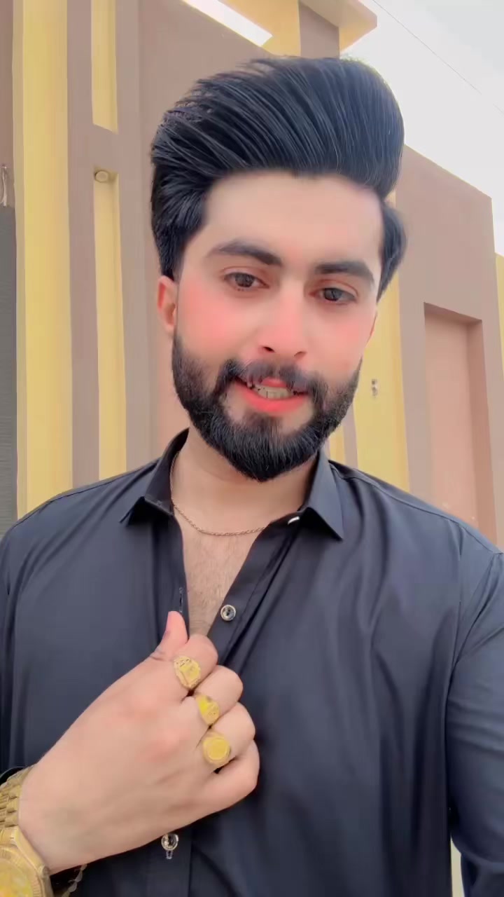 @SHARARTI MIRZA😎♥️