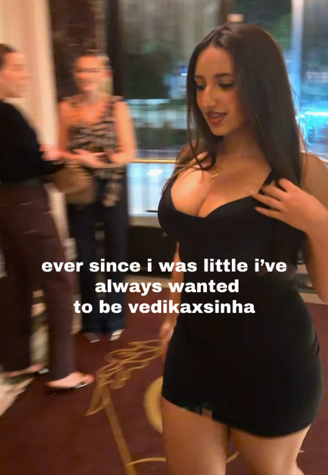 @vedikaxsinha