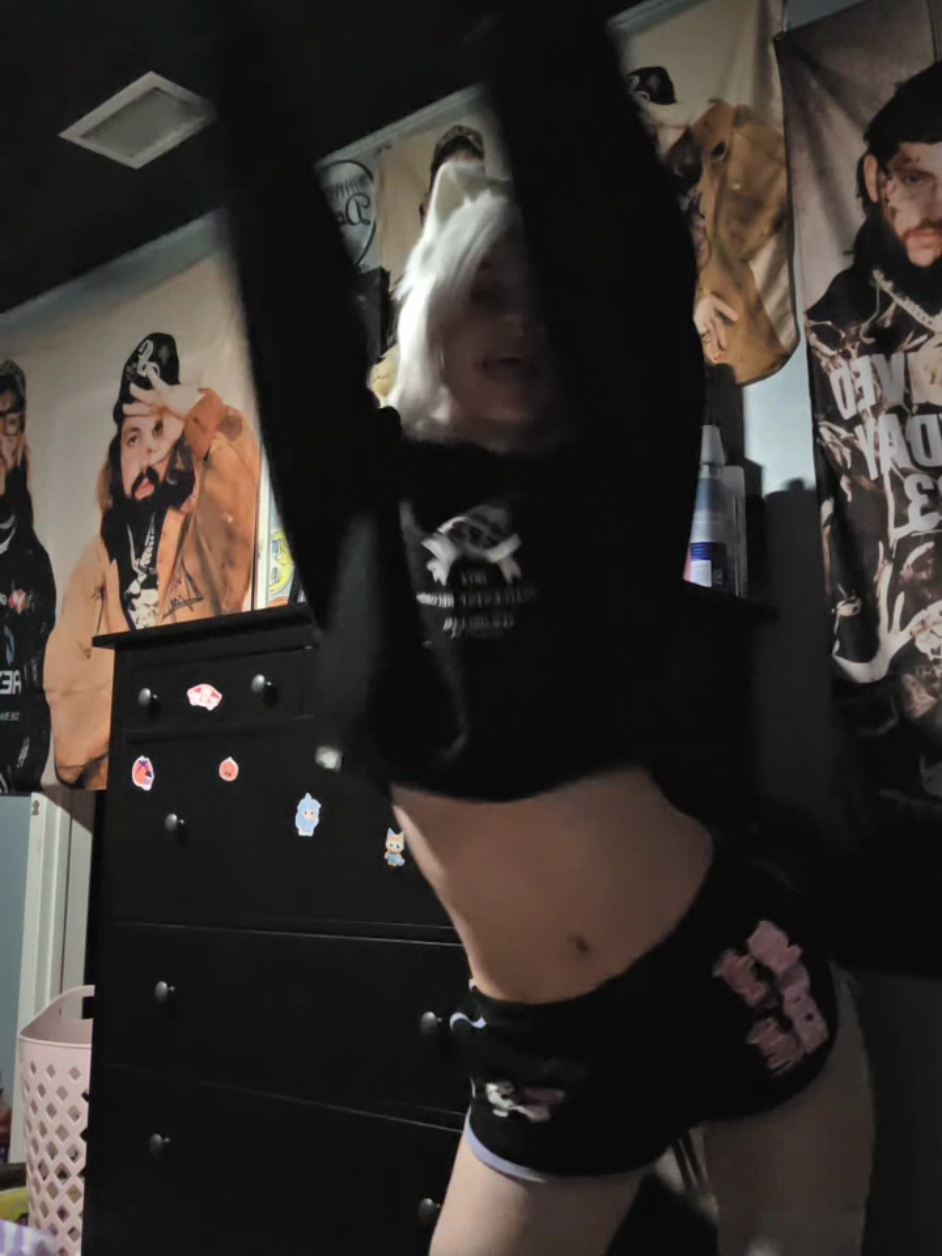 @𖤐Minty Poptart𖤐