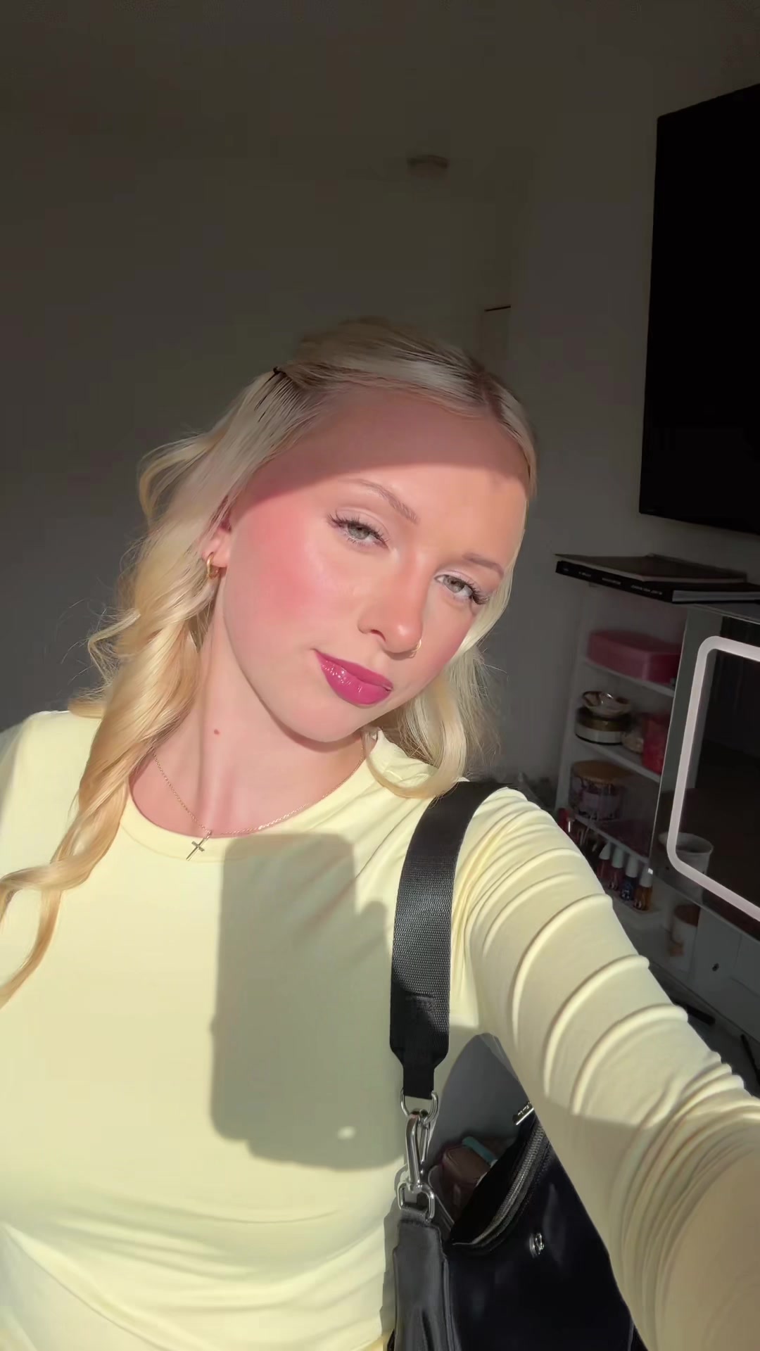 @𝓂𝒶𝒹𝒹𝒾𝑒 🌺