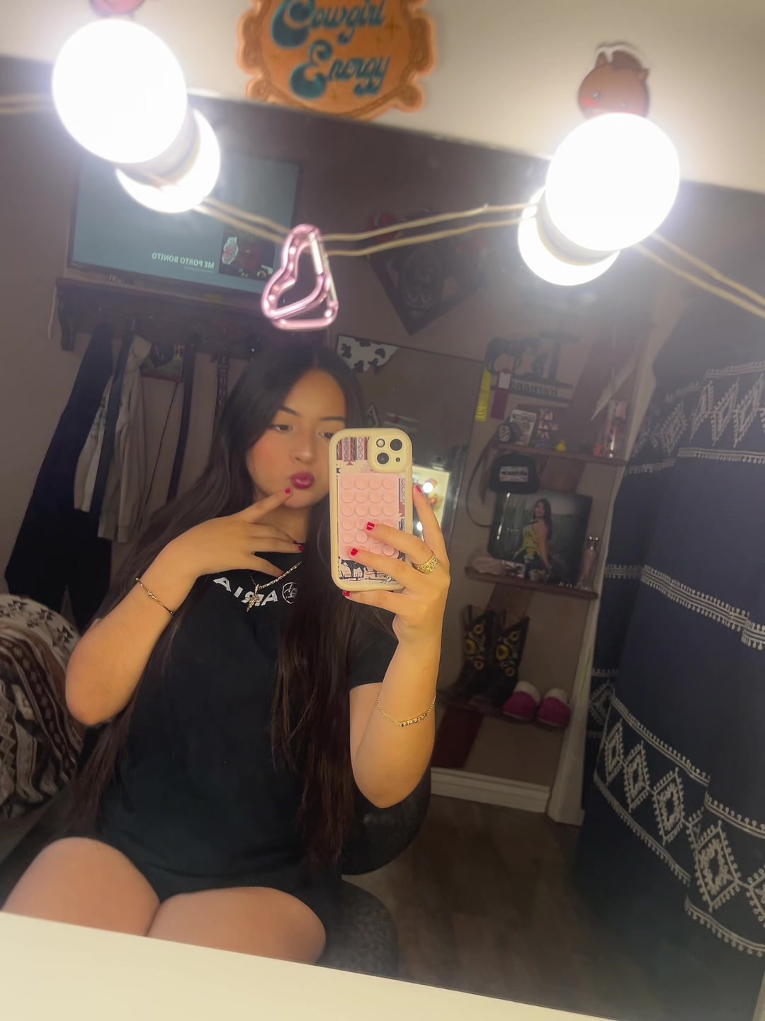 @⛐