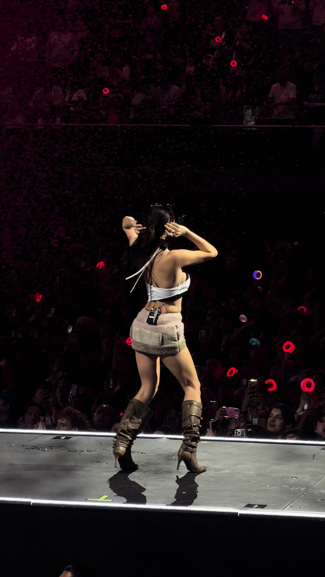 @Ari