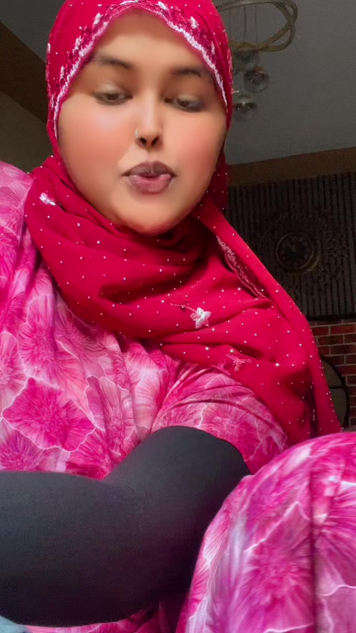 @Queen iftizam 🎀🥀