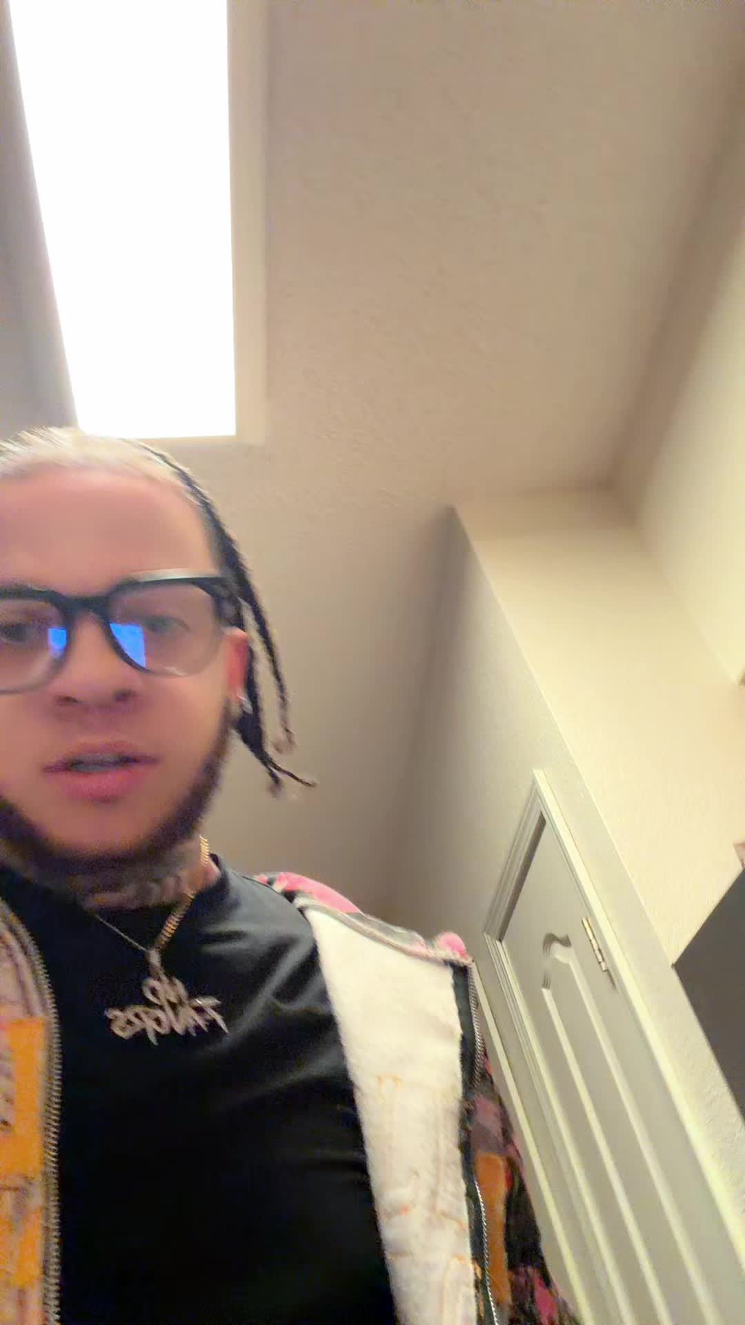 @selfmadedevv