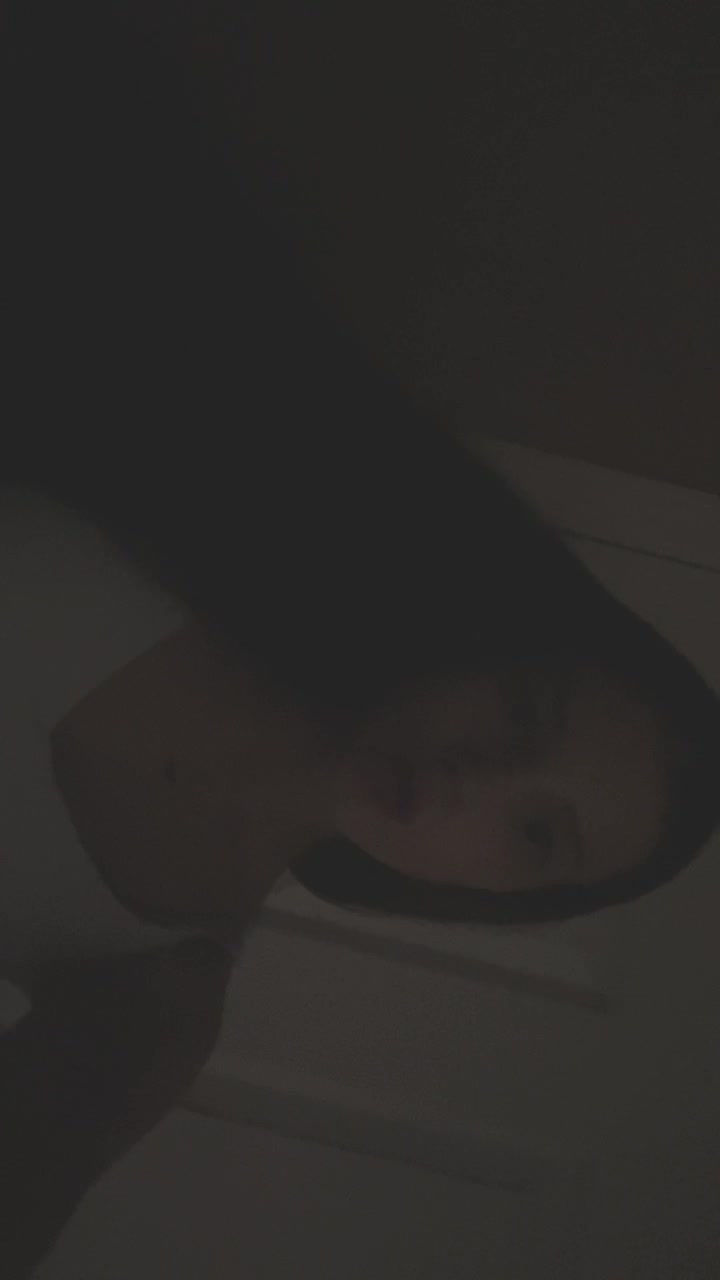 @Bella